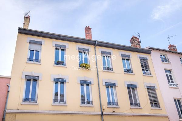 Appartement à LYON 7E ARRONDISSEMENT, 69007 - 4 pièces 82m²