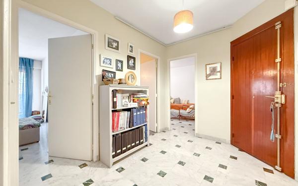 Appartement à vendre    2 pièces • 52,37 m2 Nice