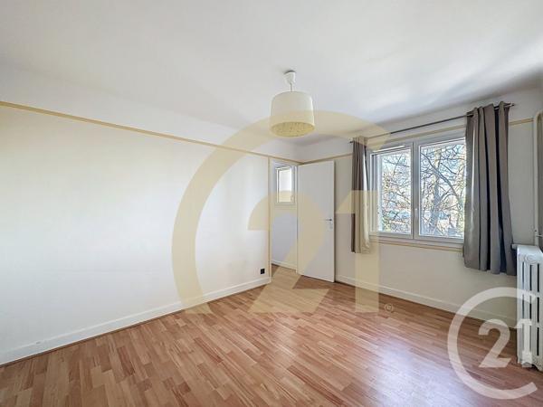 Appartement F5 à vendre  5 pièces - 109,33 m2 VILLEJUIF - 94