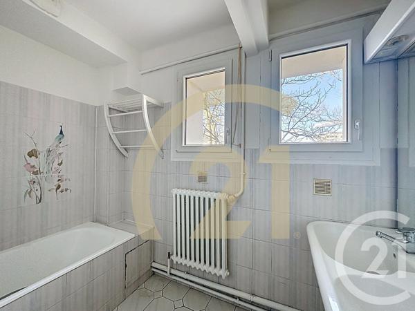 Appartement F5 à vendre  5 pièces - 109,33 m2 VILLEJUIF - 94