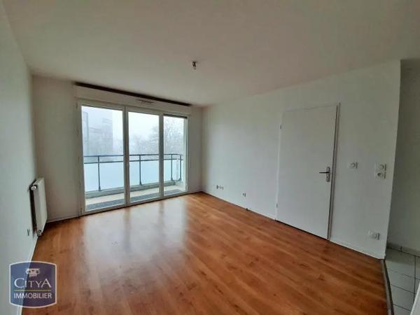 Appartement à louer 2 pièces 39.33m² Dijon (21000)