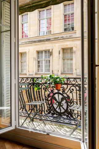 Appartement clef en main sur l'Ile Saint Louis