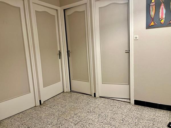 MAISON INDIVIDUELLE AVEC GARAGE