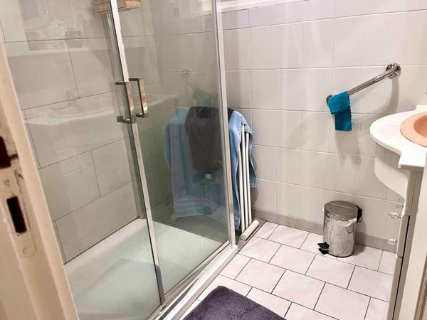 MAISON INDIVIDUELLE AVEC GARAGE