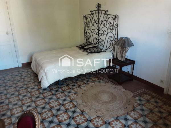 Maison de Maître face au Canal avec jardin, garage