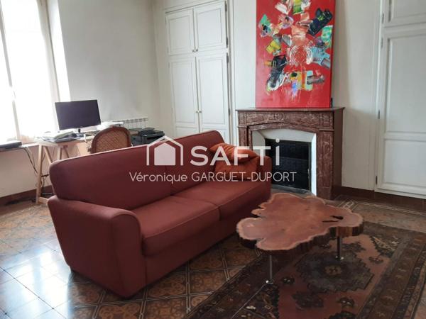 Maison de Maître face au Canal avec jardin, garage