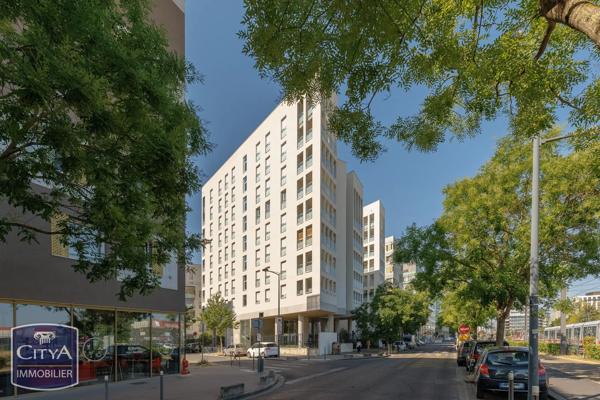 Appartement à vendre 3 pièces 69m² Vaulx-en-Velin (69120)
