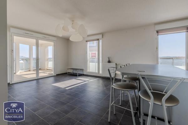 Appartement à vendre 3 pièces 69m² Vaulx-en-Velin (69120)