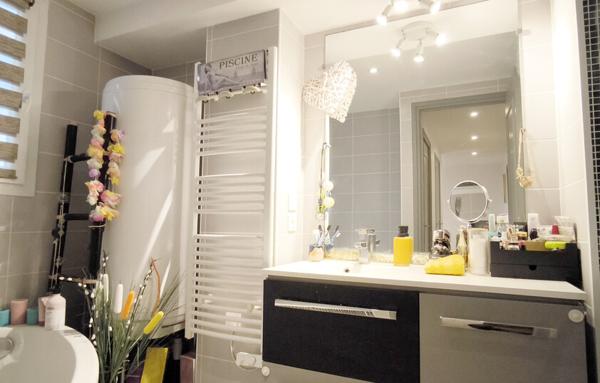 VALENCE. COEUR DE VILLE. APPARTEMENT DE 97.50 M2 . BALCON. CAVE. GARAGE.