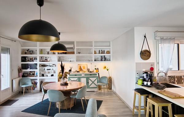 VALENCE. COEUR DE VILLE. APPARTEMENT DE 97.50 M2 . BALCON. CAVE. GARAGE.