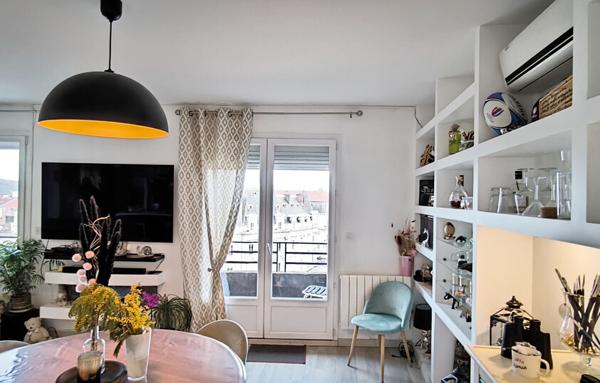 VALENCE. COEUR DE VILLE. APPARTEMENT DE 97.50 M2 . BALCON. CAVE. GARAGE.