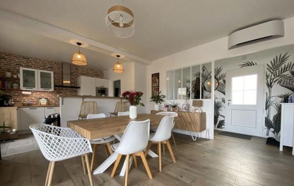 Maison familiale Canal de Rompsay,  
La rochelle 17000