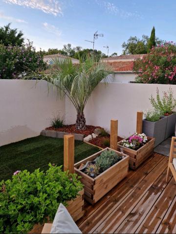 Maison familiale Canal de Rompsay,  
La rochelle 17000