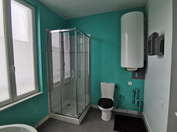 LAGOR : appartement 3 pièces (66 m²) à louer
