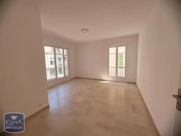Appartement à louer 2 pièces 60m² Nice (06100)
