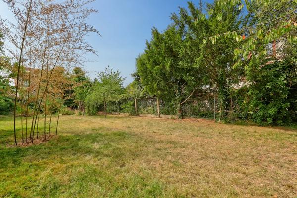 Maison Rueil-Malmaison - ENTRE CENTRE ET RER
