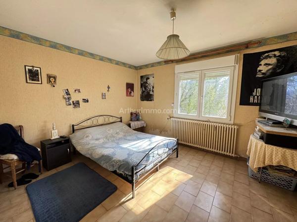 Vente Maison 6 pièces 174 m2 à Sainte-Tulle