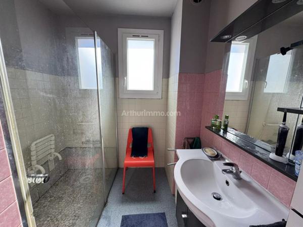 Vente Maison 6 pièces 174 m2 à Sainte-Tulle