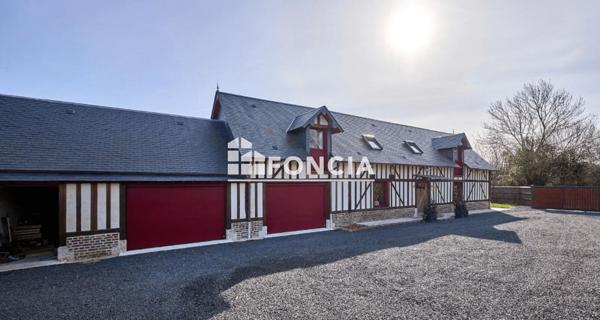 À vendre Maison 9 pièces 273 m² - ÉQuemauville 14600