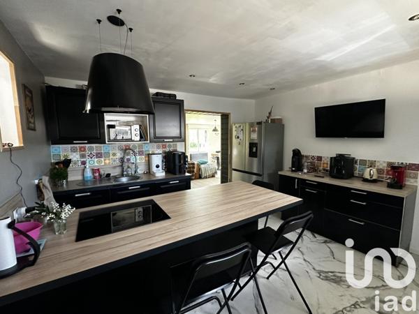 House for sale 7 rooms 143 m² La Mézière