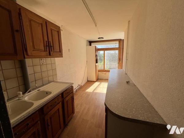 Un appartement situé au 3ème étage