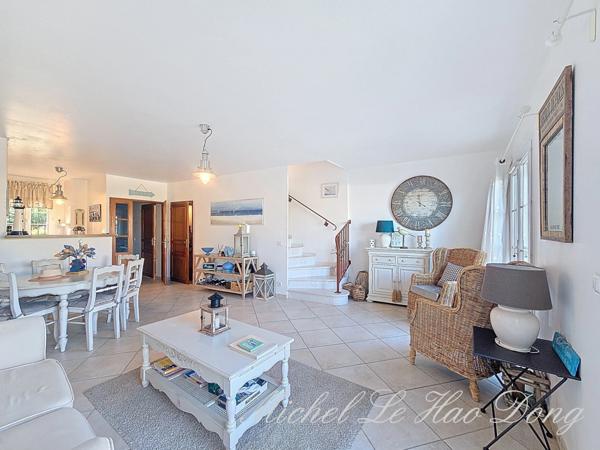 Maison à vendre 4 pièces AIGUES MORTES (30)