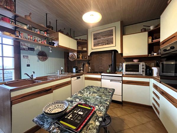 Maison familiale traditionnelle sur les hauteurs de Barby dans un cadre privilégié avce vue imprenable