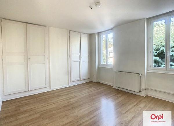 Appartement à louer  1 pièce • 52,27 m2 Montluçon