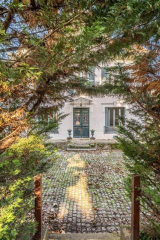 Maison familiale avec dépendance – Proximité immédiate du RER