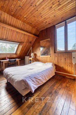 Maison familiale avec dépendance – Proximité immédiate du RER