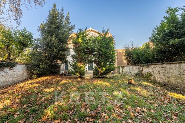 Maison familiale avec dépendance – Proximité immédiate du RER