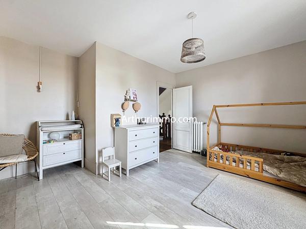 Vente Maison 10 pièces 280 m2 à Lésigny