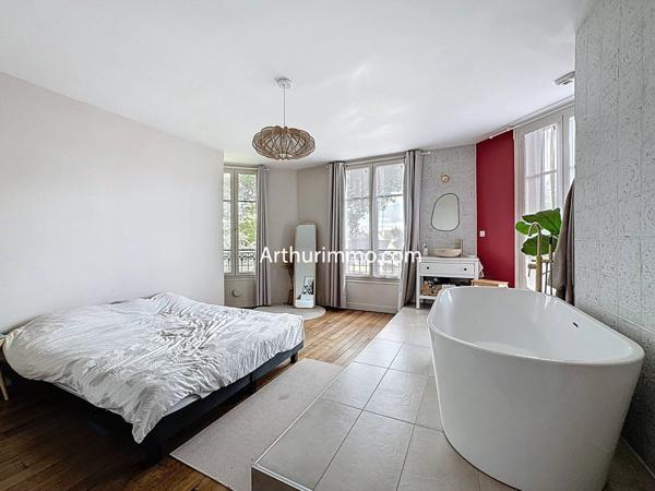 Vente Maison 10 pièces 280 m2 à Lésigny