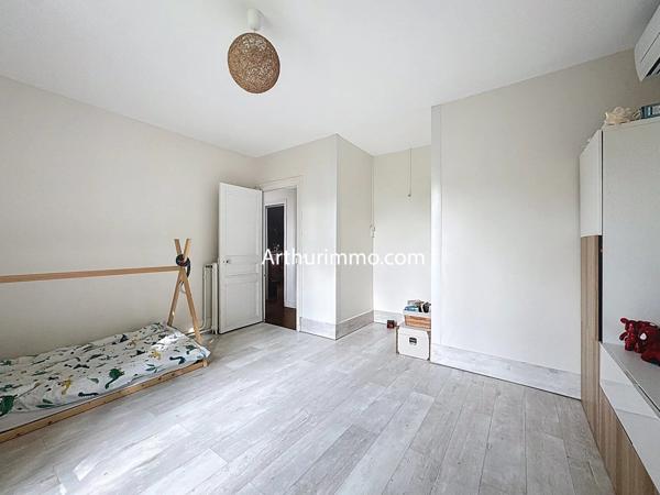 Vente Maison 10 pièces 280 m2 à Lésigny