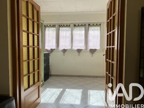 Appartement à vendre 4 pièces 87 m² Aubagne