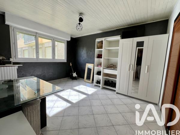 Appartement à vendre 4 pièces 87 m² Aubagne
