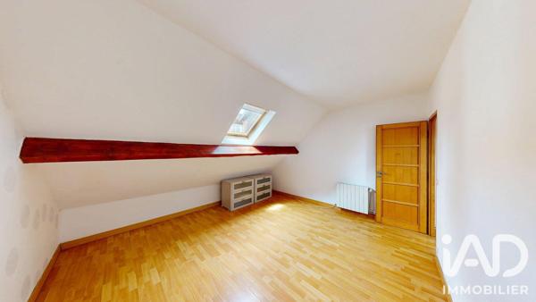 Maison à vendre 4 pièces 87 m² Courbevoie