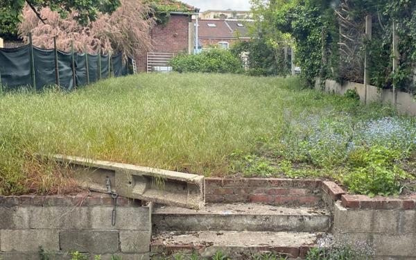 Maison à vendre    2 pièces •  Wattrelos