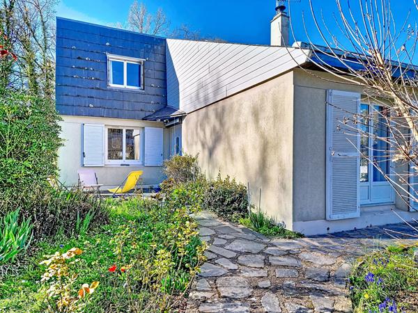 Maison Saint Barthelemy d'Anjou 145 m2