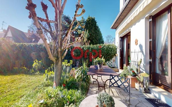 Maison à vendre    7 pièces •  Le Raincy