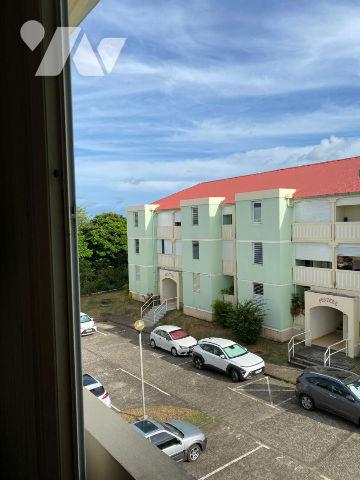 Maritnique, la Trinité : 3 pièces vue mer