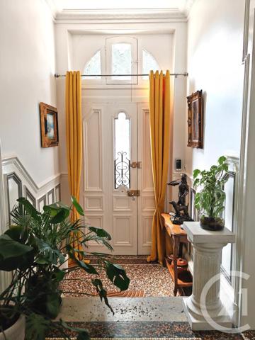 Maison à vendre  11 pièces - 220 m2 CHALONS EN CHAMPAGNE - 51