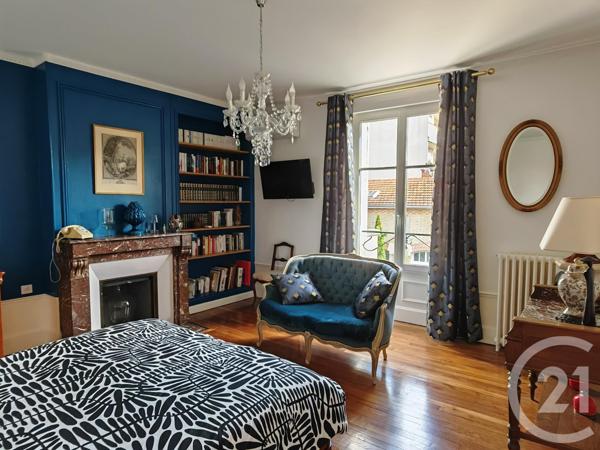 Maison à vendre  11 pièces - 220 m2 CHALONS EN CHAMPAGNE - 51