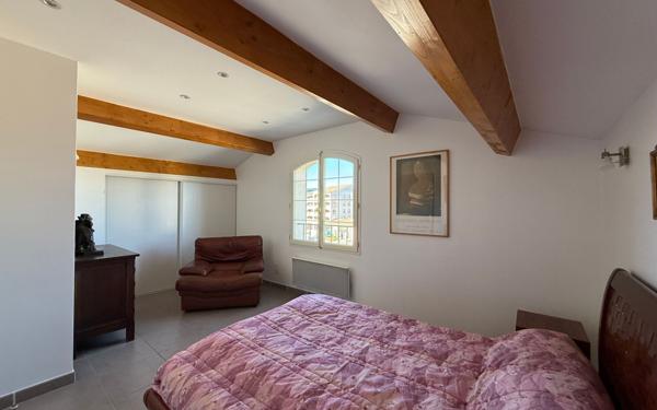 Maison à vendre    2 pièces •  Joyeuse