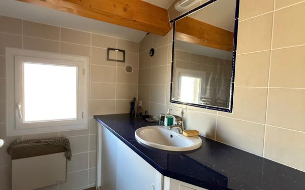 Maison à vendre    2 pièces •  Joyeuse