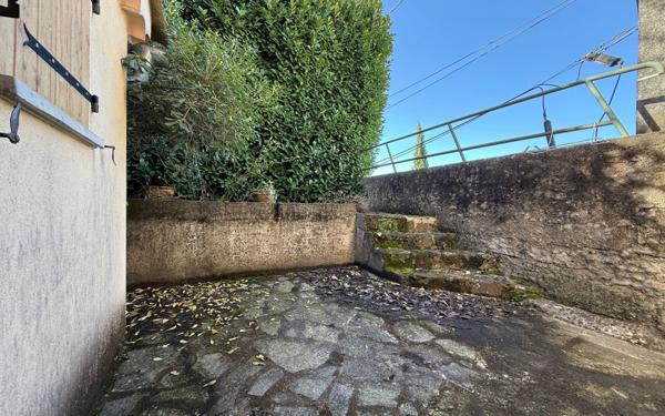 Maison à vendre    2 pièces •  Joyeuse