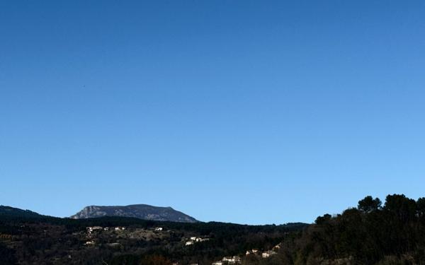 Maison à vendre    2 pièces •  Joyeuse