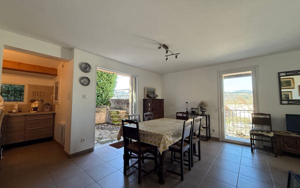 Maison à vendre    2 pièces •  Joyeuse