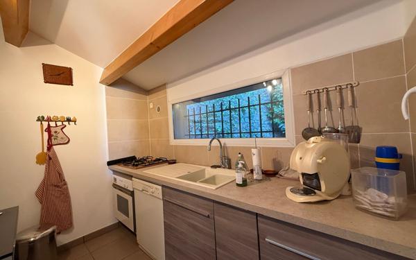 Maison à vendre    2 pièces •  Joyeuse