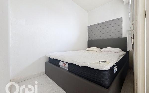 Appartement à vendre    2 pièces • 30 m2 Fréjus